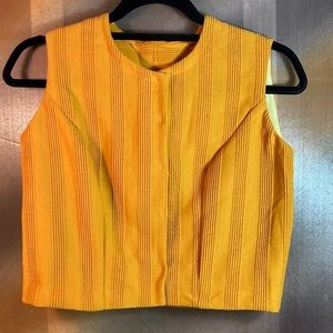 Vintage 60’s sleeveless mustard polyester crop top. 38” chest.  32” waist. B9‎